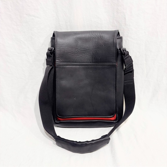 Waterfield San Francisco USA BlackLaptop/iPad Crossbody Satchel Messenger Bag